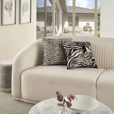 Mina Victory Sofia Jaquard Zebra Velvet 18" X 18" Black Indoor Throw Pillow 5 Mina Victory Sofia Jaquard Zebra Velvet 18" X 18" Black Indoor Throw Pillow - Image 5